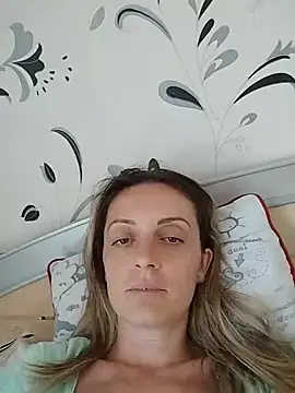 SophyGirl online show from May 23, 2026, 12:09 pm