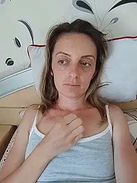 SophyGirl online show from May 26, 2026, 12:34 pm