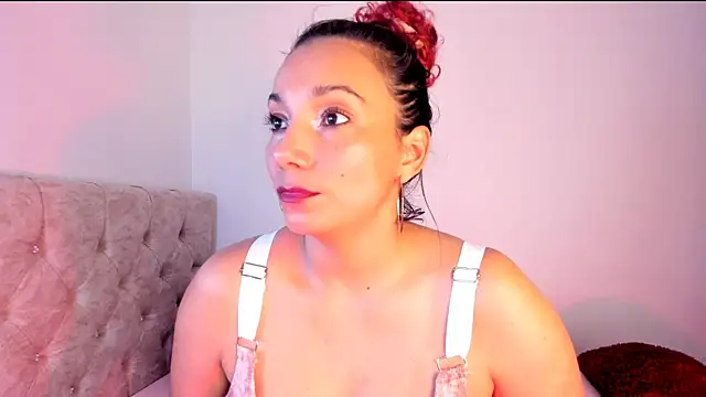 amber demons2021 online show from February 7, 2025, 5:51 pm