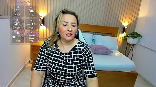 Snapshot of luciana_ballesteros_ chatting on May 29, 2026, 12:14 pm luciana ballesteros online show from May 29, 2026, 12:14 pm