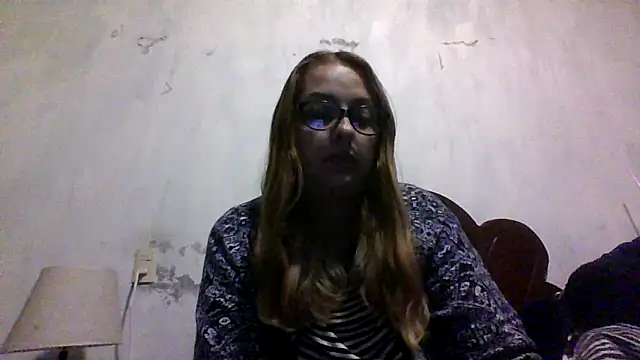 Samanthat33 online show from October 6, 2025, 6:11 am