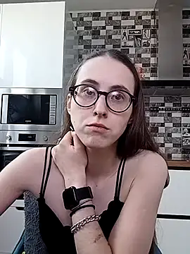 MartiniiSelenna online show from March 19, 2025, 9:38 am