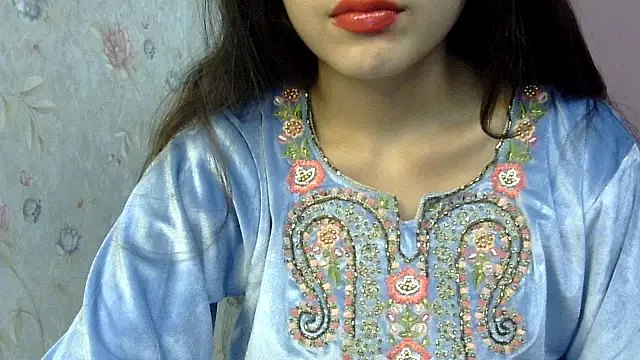 Snapshot of binisa_45 chatting on December 20, 2024, 1:33 pm binisa 45 online show from December 20, 2024, 1:33 pm