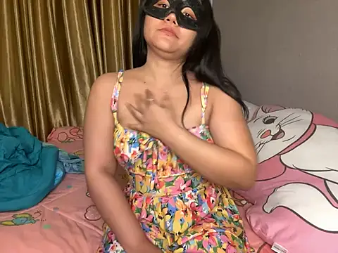 Snapshot of neelayoung chatting on January 8, 2025, 7:24 pm neelayoung online show from January 8, 2025, 7:24 pm