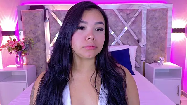 Snapshot of MarianaGarciaa__ chatting on October 2, 2025, 7:21 pm MarianaGarciaa online show from October 2, 2025, 7:21 pm