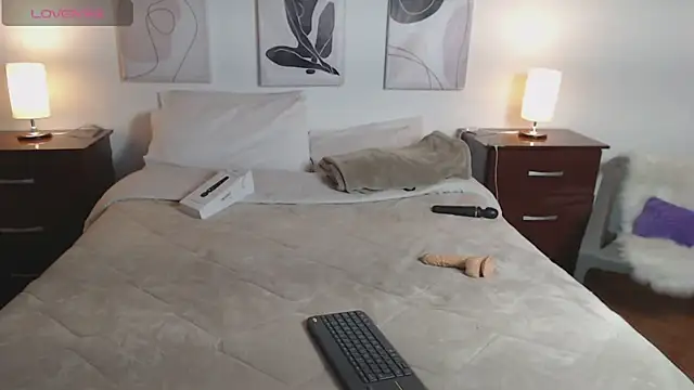 Snapshot of Lucy_joi chatting on February 8, 2025, 9:24 am Lucy joi online show from February 8, 2025, 9:24 am