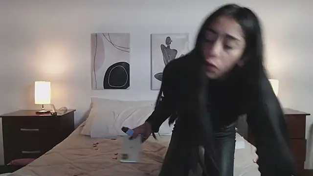 Snapshot of Lucy_joi chatting on February 13, 2025, 8:24 pm Lucy joi online show from February 13, 2025, 8:24 pm