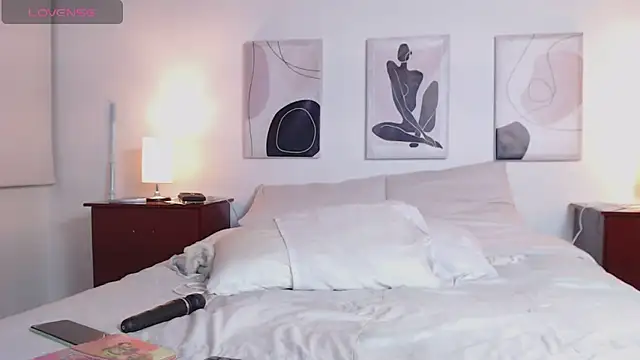 Snapshot of Lucy_joi chatting on February 25, 2025, 5:52 am Lucy joi online show from February 25, 2025, 5:52 am