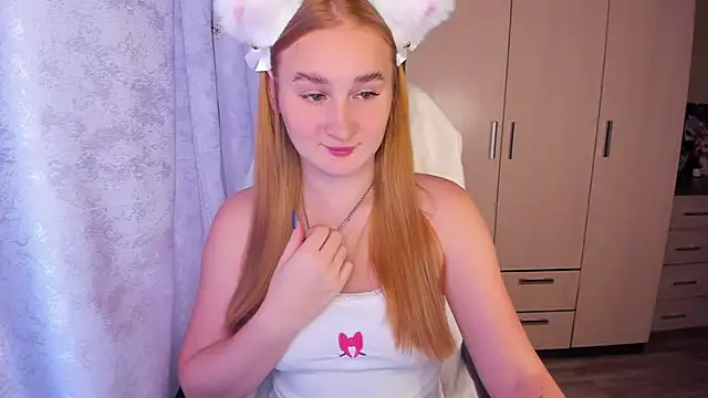 Snapshot of KeiraNight chatting on December 22, 2024, 8:16 am KeiraNight online show from December 22, 2024, 8:16 am