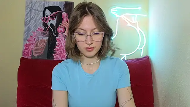 MalvinaBlum online show from March 23, 2025, 5:00 am