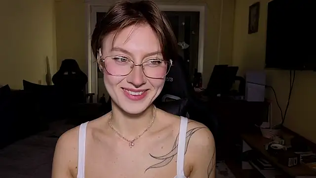 MalvinaBlum online show from February 13, 2026, 2:13 pm