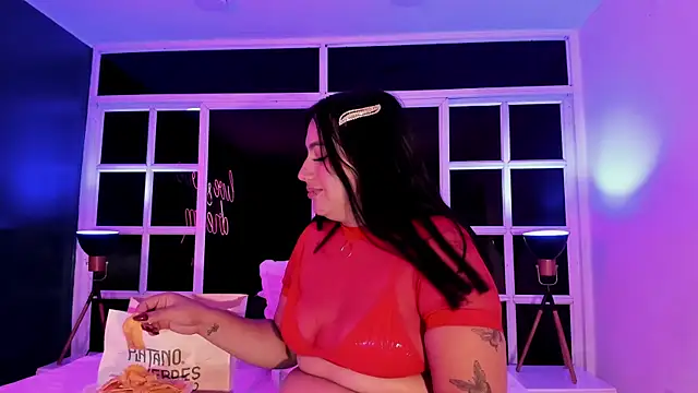 sabrinamilani online show from January 29, 2025, 3:44 am