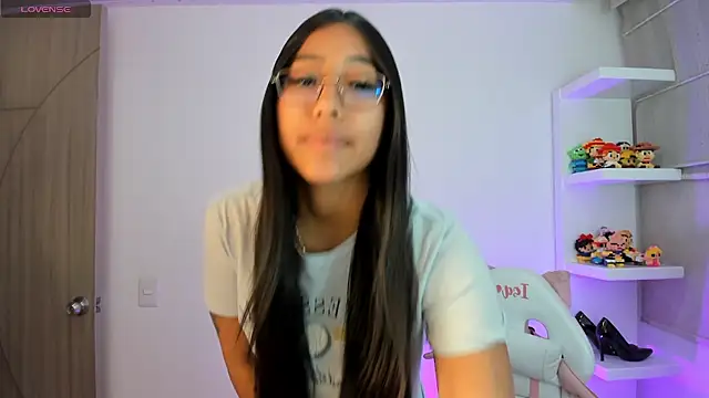 Snapshot of isa_bellaa0 chatting on November 5, 2025, 4:34 am isa bellaa0 online show from November 5, 2025, 4:34 am