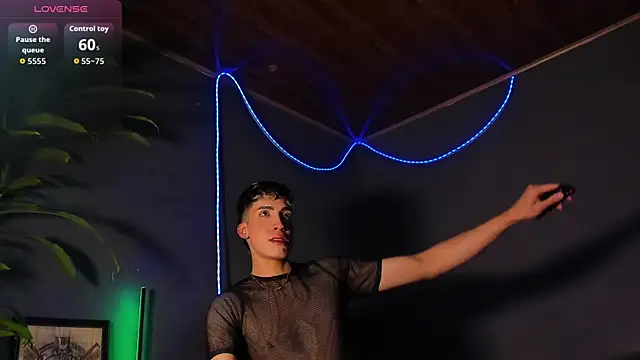 Angel Snowhotxxx online show from March 22, 2026, 9:45 am