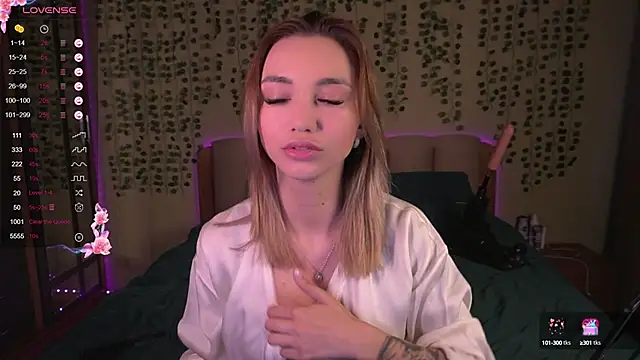 Teo Rose online show from December 12, 2024, 7:19 am