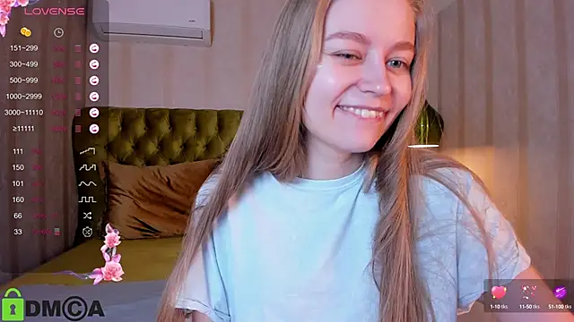 Snapshot of Polumna_cute chatting on January 1, 2025, 4:50 pm Polumna cute online show from January 1, 2025, 4:50 pm