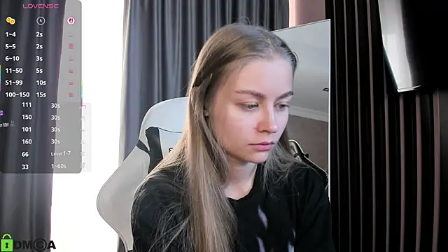 Snapshot of Polumna_cute chatting on December 3, 2025, 9:40 am Polumna cute online show from December 3, 2025, 9:40 am