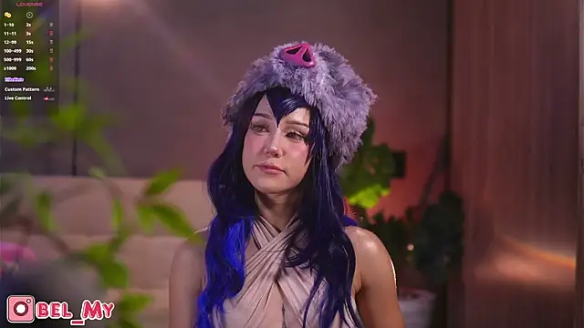 Bella-Franco online show from September 16, 2025, 5:36 pm