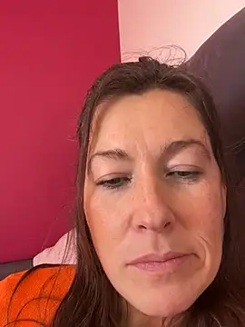 Lwhite1 online show from April 2, 2026, 4:15 pm