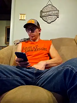 REDHAMMER  online show from March 5, 2026, 10:17 pm