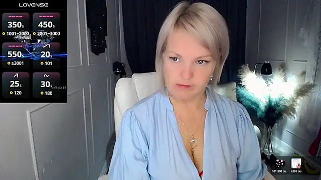 Snapshot of Juarnea chatting on May 9, 2026, 10:20 am Juarnea online show from May 9, 2026, 10:20 am