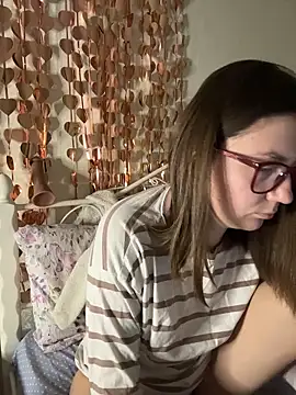 Snapshot of BeatriceTender chatting on February 16, 2026, 8:16 pm BeatriceTender online show from February 16, 2026, 8:16 pm