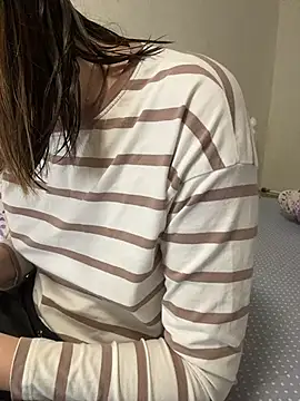 Snapshot of BeatriceTender chatting on February 17, 2026, 6:58 pm BeatriceTender online show from February 17, 2026, 6:58 pm