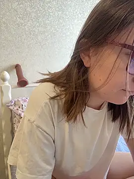 Snapshot of BeatriceTender chatting on March 3, 2026, 10:32 am BeatriceTender online show from March 3, 2026, 10:32 am