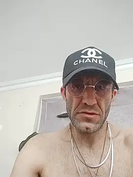 Aktorihann online show from November 21, 2025, 11:42 am