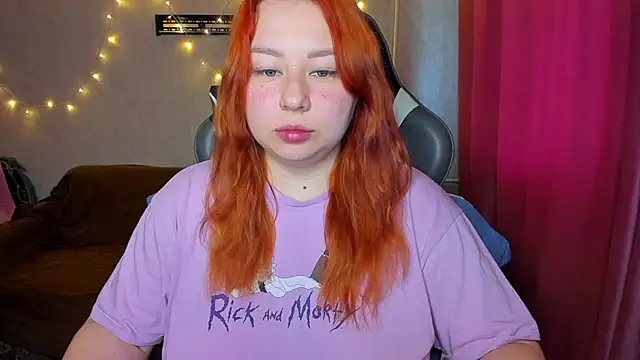 Snapshot of Milafoxxxy chatting on September 23, 2025, 6:49 am Milafoxxxy online show from September 23, 2025, 6:49 am