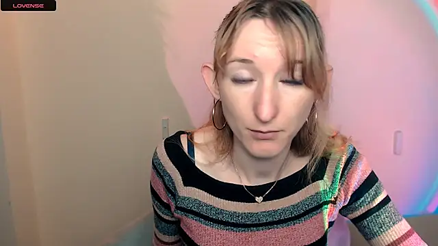 AmandaSell online show from September 25, 2025, 7:34 am