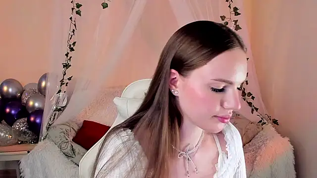 MishkaMe online show from September 24, 2025, 12:41 pm