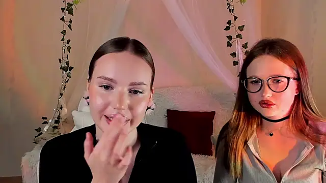 MishkaMe online show from November 13, 2025, 6:34 am