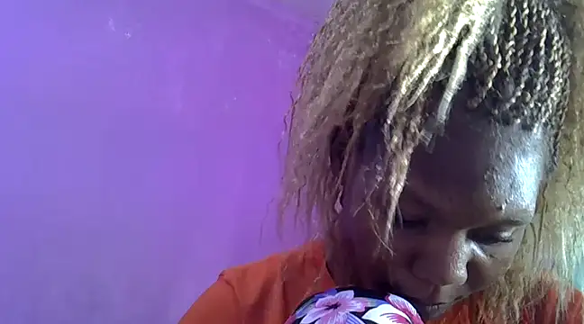 Snapshot of Cute_tamara chatting on December 14, 2024, 7:51 am Cute tamara online show from December 14, 2024, 7:51 am