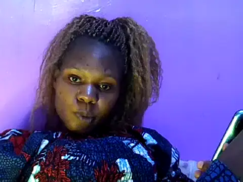 Snapshot of Cute_tamara chatting on January 13, 2025, 7:21 pm Cute tamara online show from January 13, 2025, 7:21 pm