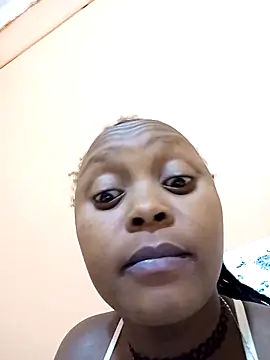 Snapshot of Cute_tamara chatting on November 10, 2025, 10:31 pm Cute tamara online show from November 10, 2025, 10:31 pm