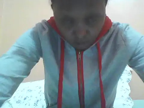 Snapshot of Cute_tamara chatting on November 15, 2025, 8:27 pm Cute tamara online show from November 15, 2025, 8:27 pm