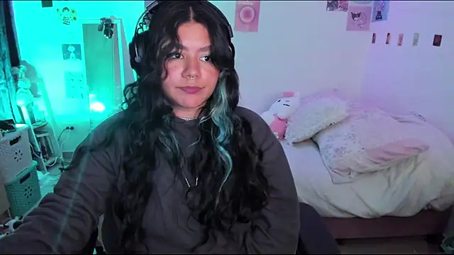 StephaniFox online show from January 20, 2025, 1:18 am