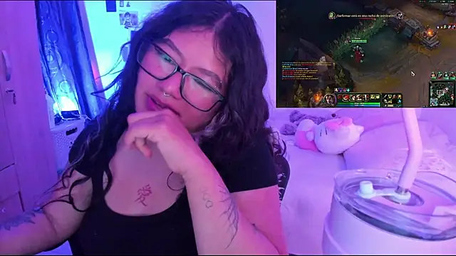 StephaniFox online show from January 28, 2025, 5:11 am