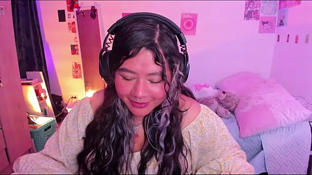 StephaniFox online show from February 5, 2025, 12:53 am