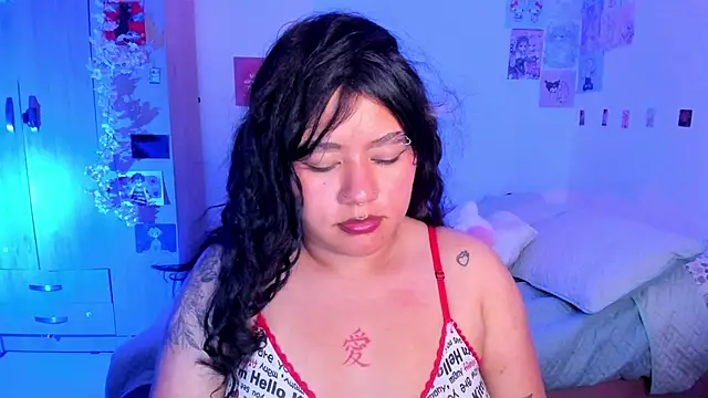 StephaniFox online show from February 28, 2025, 4:10 am