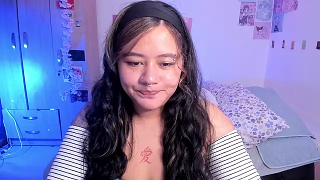 StephaniFox online show from March 22, 2025, 12:39 am