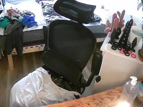 twinkish 90 online show from January 23, 2025, 11:15 am