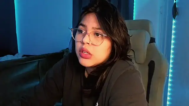 miacanela xo online show from January 10, 2026, 12:23 am