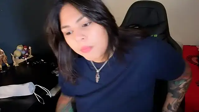 miacanela xo online show from April 22, 2026, 11:28 pm