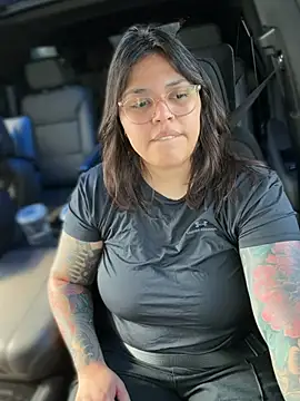 miacanela xo online show from June 8, 2026, 10:32 pm