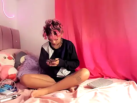 lilith horny online show from June 2, 2026, 4:47 am