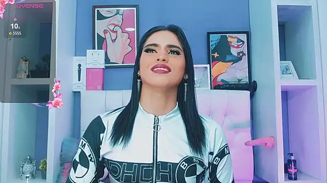 Snapshot of valentina_princess_ chatting on February 25, 2025, 10:58 am valentina princess online show from February 25, 2025, 10:58 am