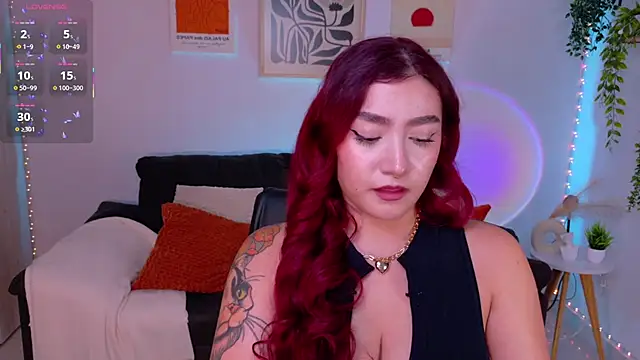 ViolettCastel online show from July 2, 2026, 12:32 am