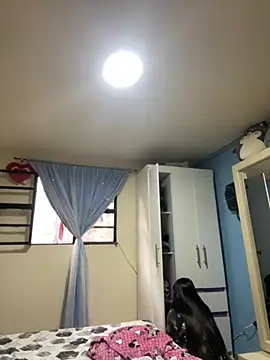 Kimmymadison- online show from October 31, 2025, 5:03 pm